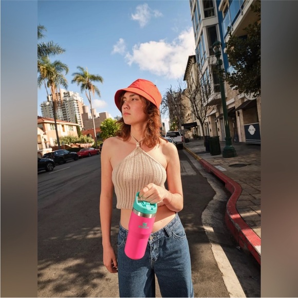 🎉LAST PIECE🎉Stanley 3oz. IceFlow Tumbler with Flip Straw – Passion Pink - Picture 3 of 10